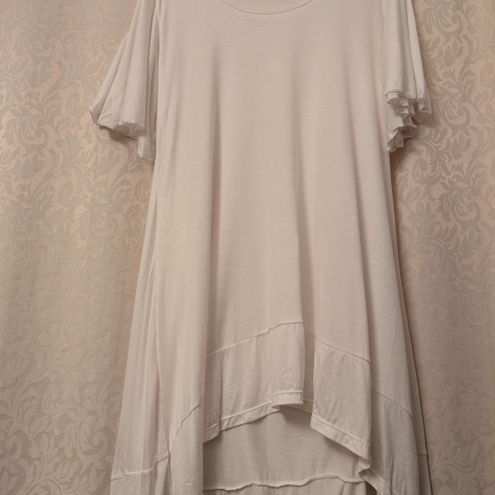NWOT Elegant White Women's hi-lo Dress or Tunic
